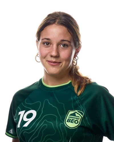 19 Jasmin Zeller