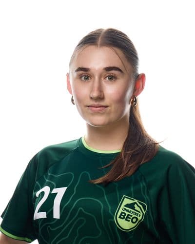 21 Leana Nussbaum