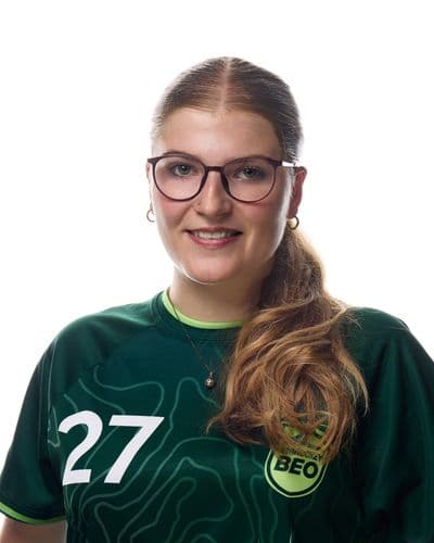 27 Ramona Stauffer
